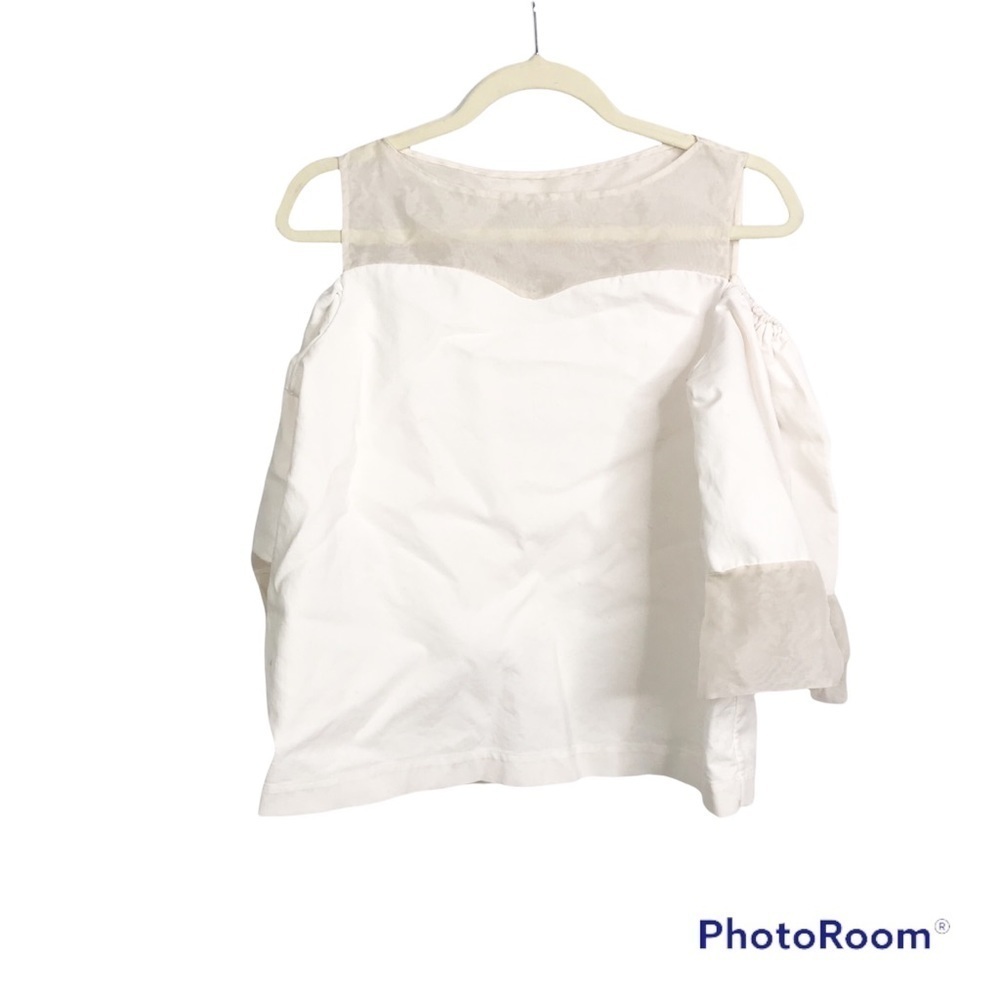 Issa white mixed material cold shoulder quarter sleeve blouse size 4